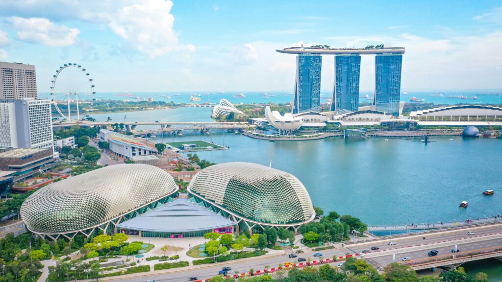 Singapore Marina Bay Sands hotel and city skyline at night