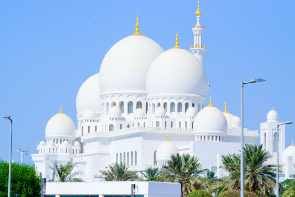 Abu Dhabi travel guide 2026